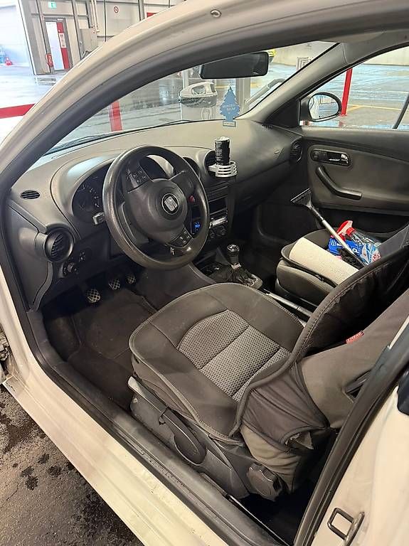 Seat Automobili: Seat Ibiza 1.2 Benzin – Usato da Orpund venduto da ste_2nqp 2