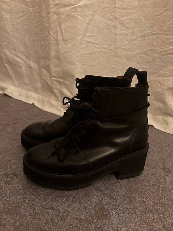 Damenschuhe: Plateau-Leder-Schnürboots – Gebraucht aus Zürich von jachalala 1