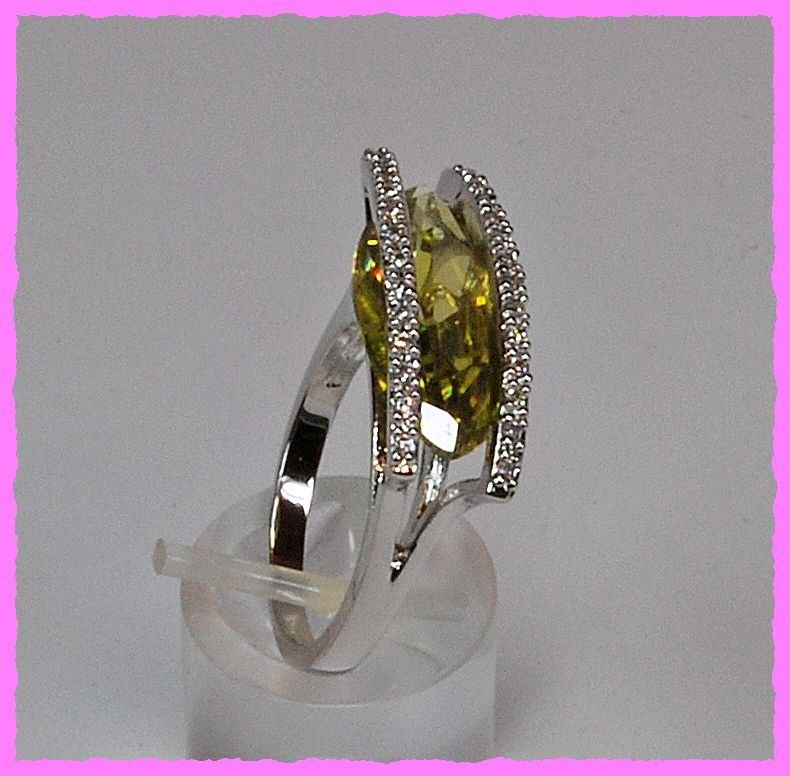 Anelli: Exklusiver Ring mit Zirkonia – Nuovo e nell'imballaggio originale da Oberglatt ZH venduto da Diamond-Girl 1