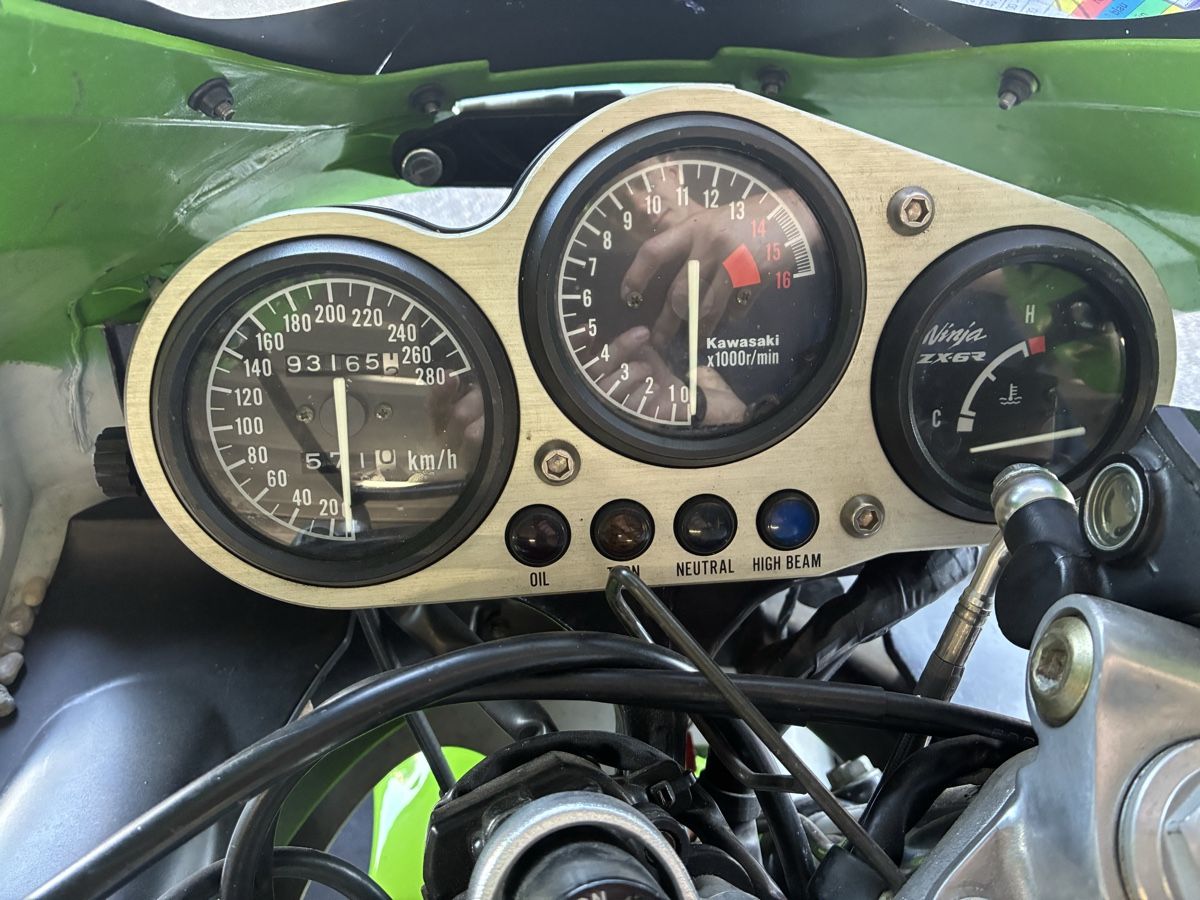 Strada: Kawasaki Ninja ZX-6R – Usato da Fiesch venduto da cheera33 5