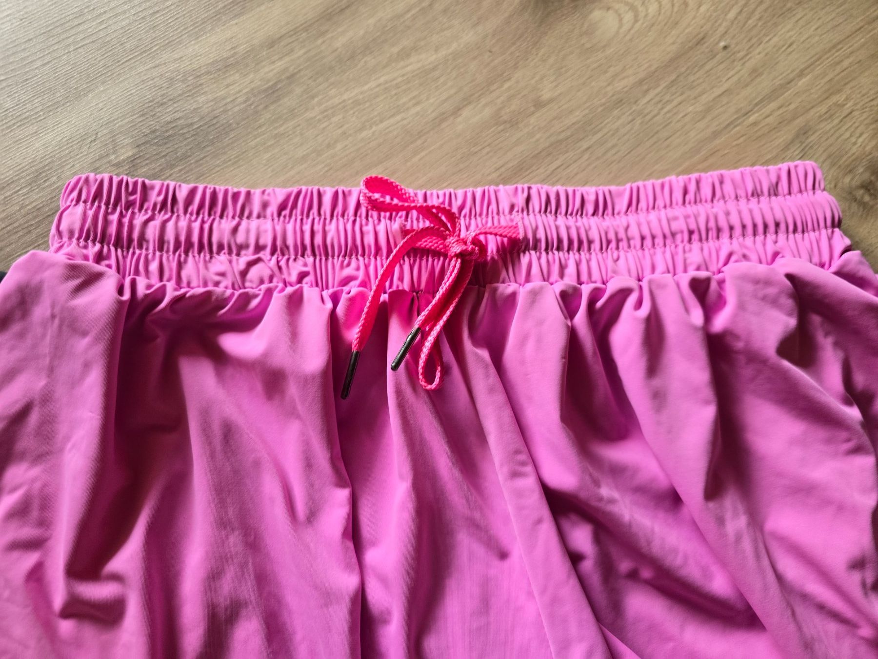 Pantalons: Coole Shorts Gr. S/M – D'occasion à Reute AR par angelflower 1