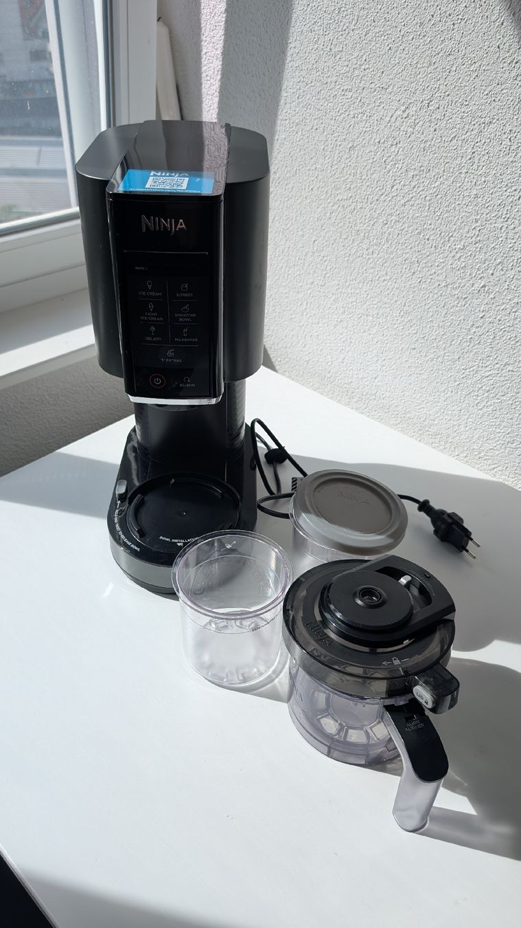 Küchengeräte: Ninja Creami Eismaschine schwarz  – Gebraucht aus Luzern von NinaA07