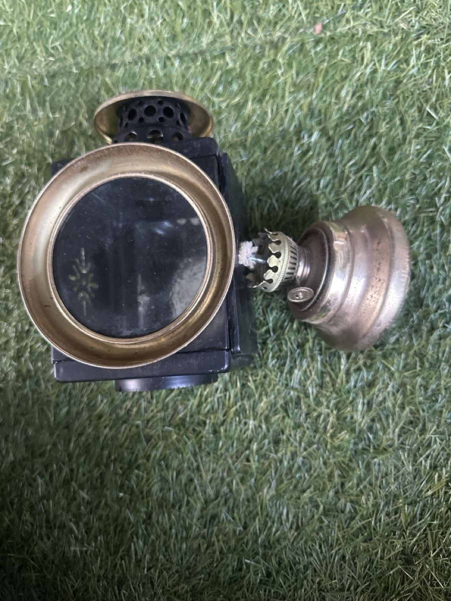 Lampen: Alte Lampe mit Messingfassung und Glas, Bastlerobjekt – Gebraucht aus ostermundigen von sle_5dfv