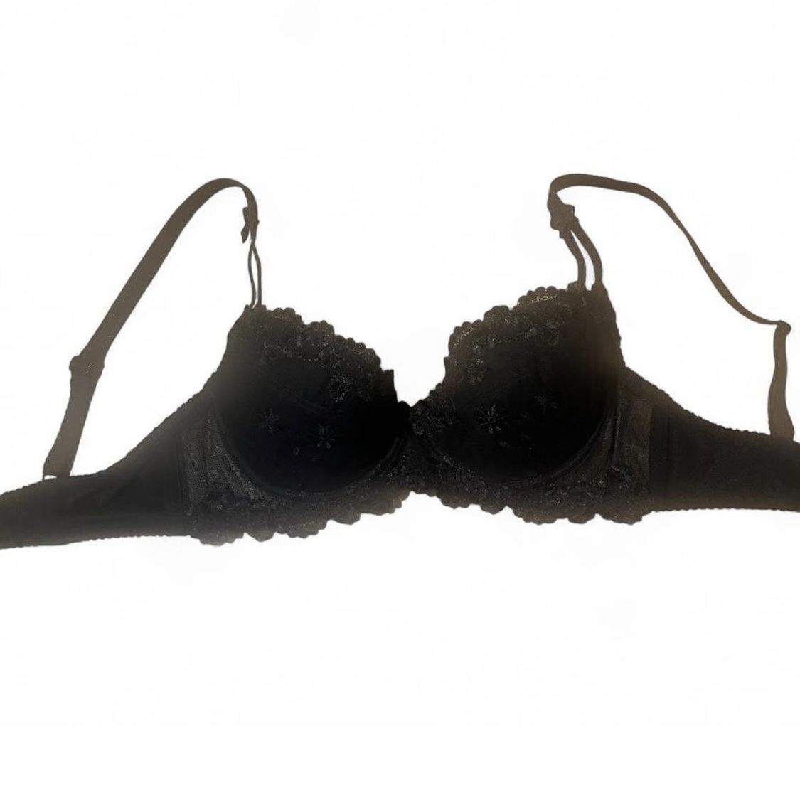Sonstige Unterwäsche: Black Vintage Deadstock Lace Bra – Gebraucht aus Kriens von tiy_wxz5