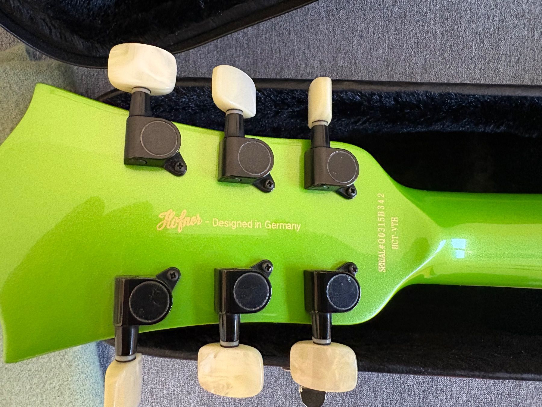 Höfner Strumenti musicali: Höfner Thinline E-Gitarre in grün – Usato da Schüpfheim venduto da hub_8sx6 1
