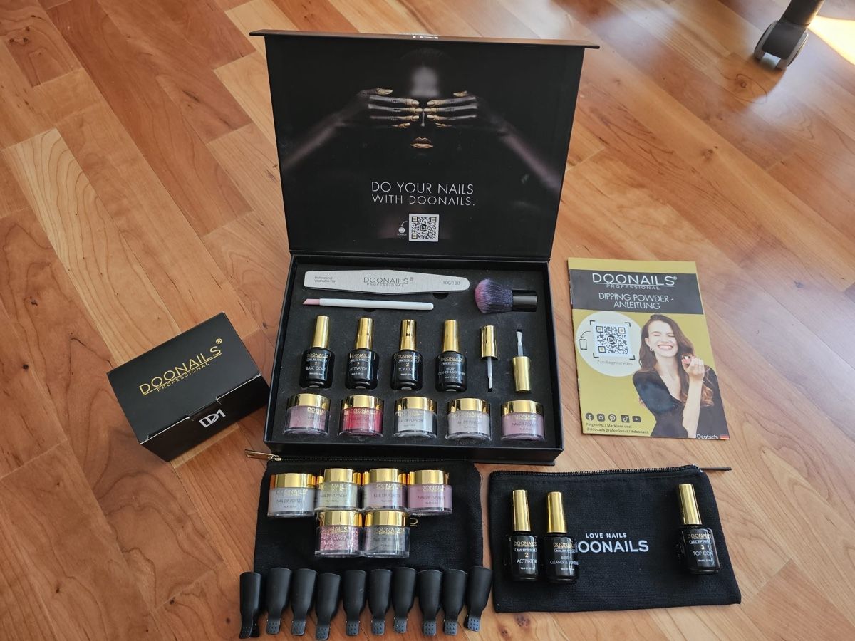 Doonails Nagellack: Doonails Dip Powder Set – Gebraucht aus Allschwil von sar_9sy9