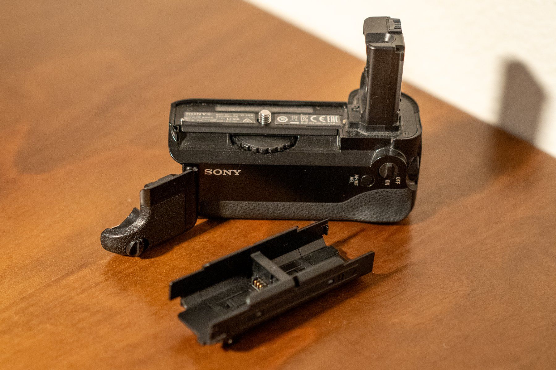 Altri Accessori: Sony Batteriegriff/Hochformatgriff VGC1EM.CE – Usato da Zürich venduto da ida_gf9t 3