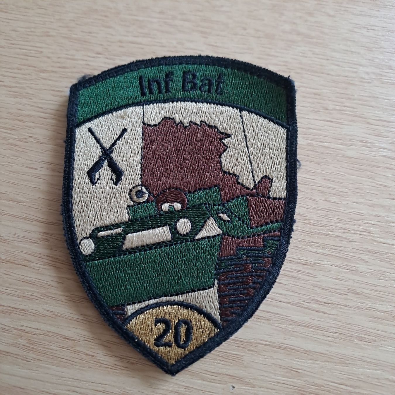 Schweizer Armee Plaketten & Abzeichen: Inf Bat 20 Stab – Neu (gemäss Beschreibung) aus Gipf-Oberfrick von Mig_29