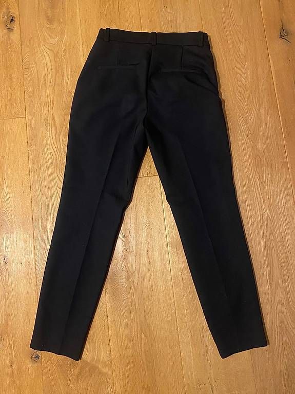 H&M Pantaloni: Damenhose Gr. EUR 36 / 165/68A – Usato da küssnacht am rigi venduto da Daot 1