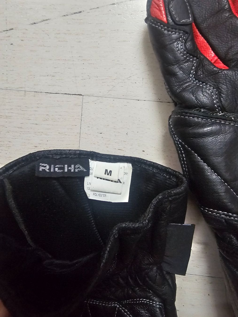 Guanti & manicotti: Motorradhandschuhe Richa Leder Schwarz Rot Grösse M – Usato da Dietikon venduto da Natsuabi 2