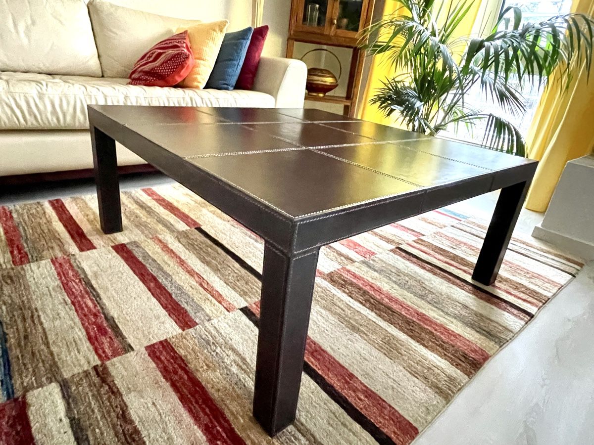 Tavoli: Coffee table, aus Holz mit echtem Leder bespannt – Usato da Ostermundigen venduto da sch_25lm