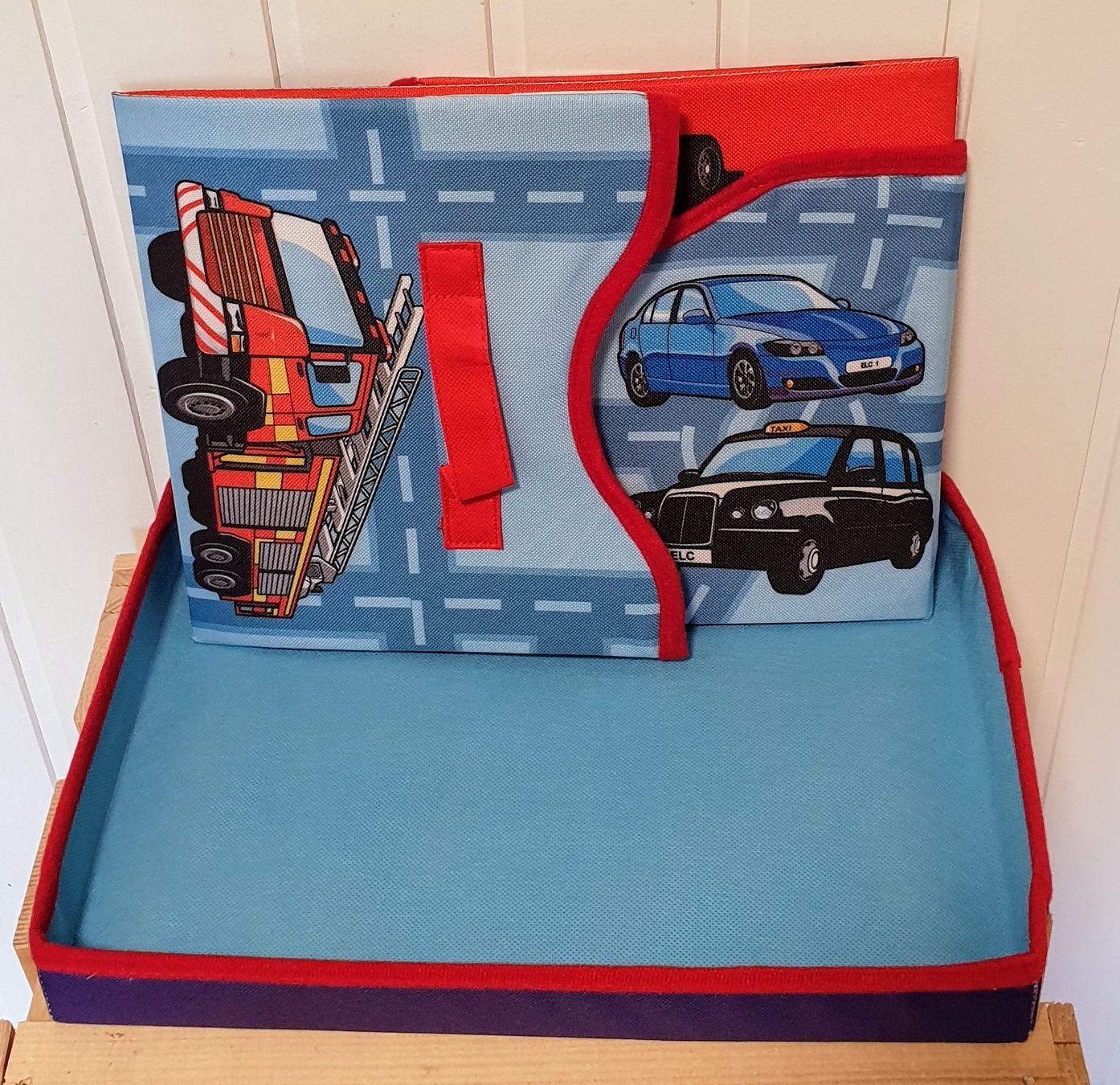 Tappeto da gioco: Auto Kiste mit Spielmatte!! – Nuovo e nell'imballaggio originale da Sempach venduto da Seepferdli40