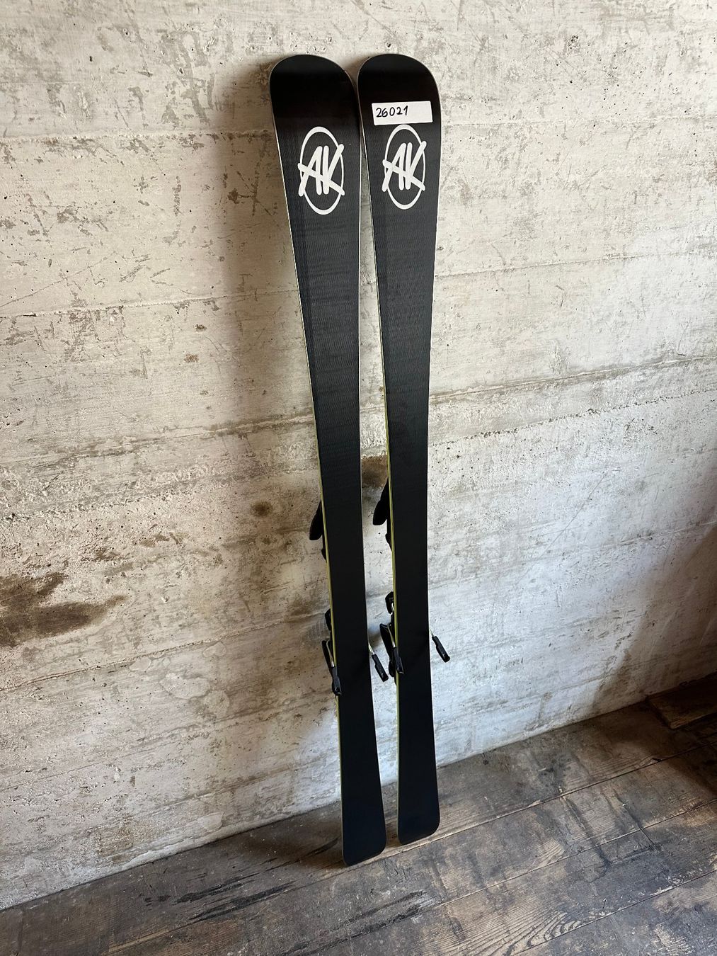 AK Ski Sci: AK Yellow Ski 159CM – Usato da Emmenbrücke venduto da karkarkar 6