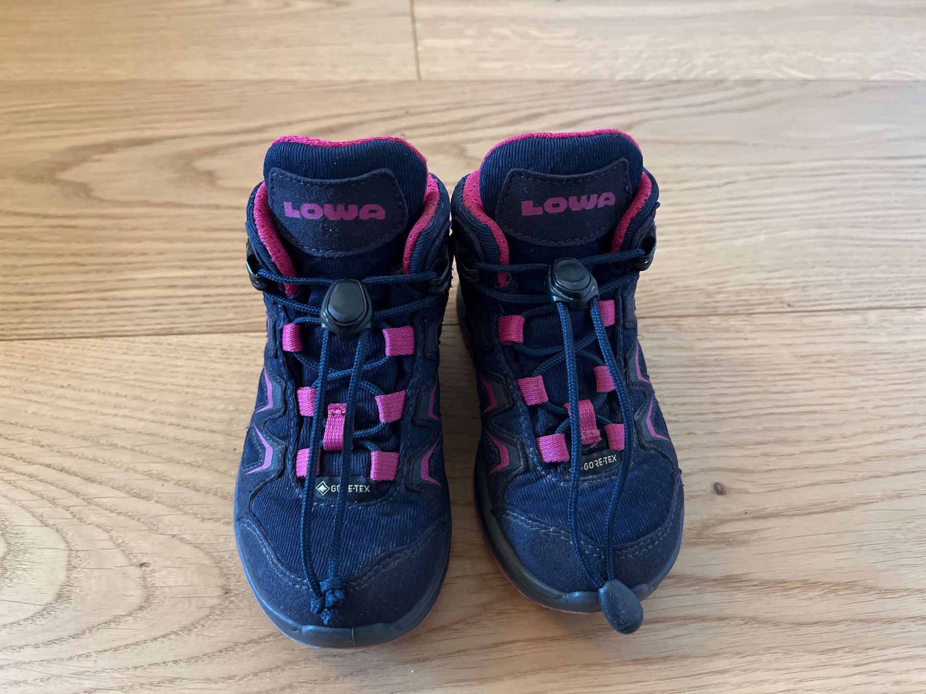 Lowa Scarpe per ragazzi: Lowa Wanderschuhe Goretex Gr.23 – Usato da Winterthur venduto da ani_svs9 1