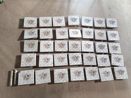 catelles très anciennes provenant d'un poêle