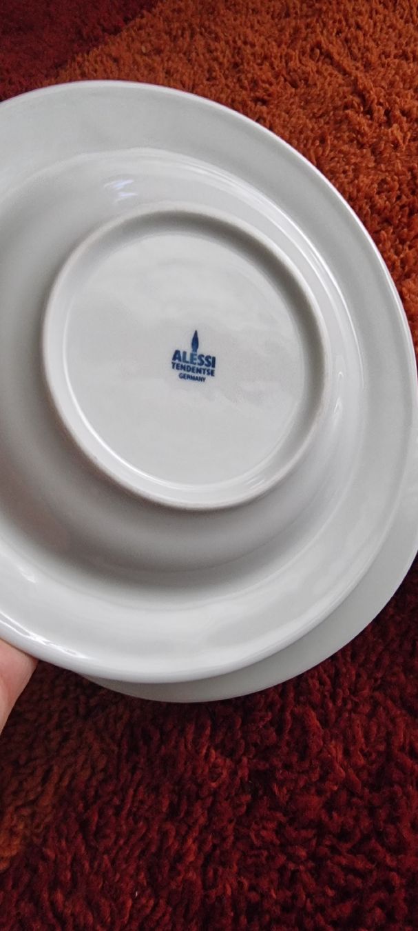 Alessi Piatti: alessi Porzellan teller – Nuovo (secondo la descrizione) da Riedikon venduto da Winter21. 2