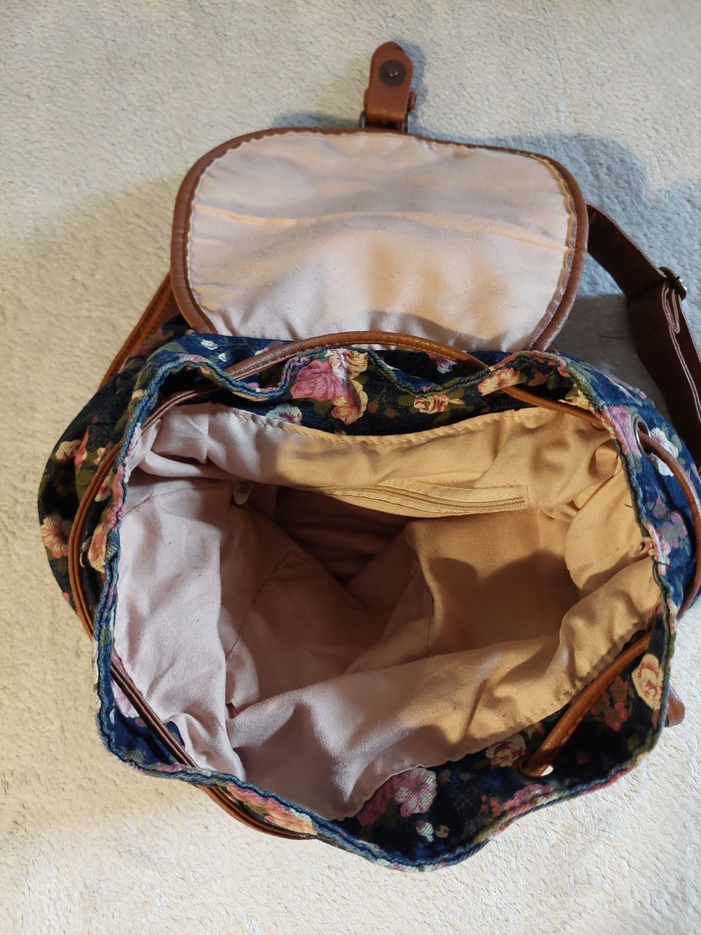 Zaini: Rucksack mit Blumenmuster – Usato da Bauma venduto da selunchen 2