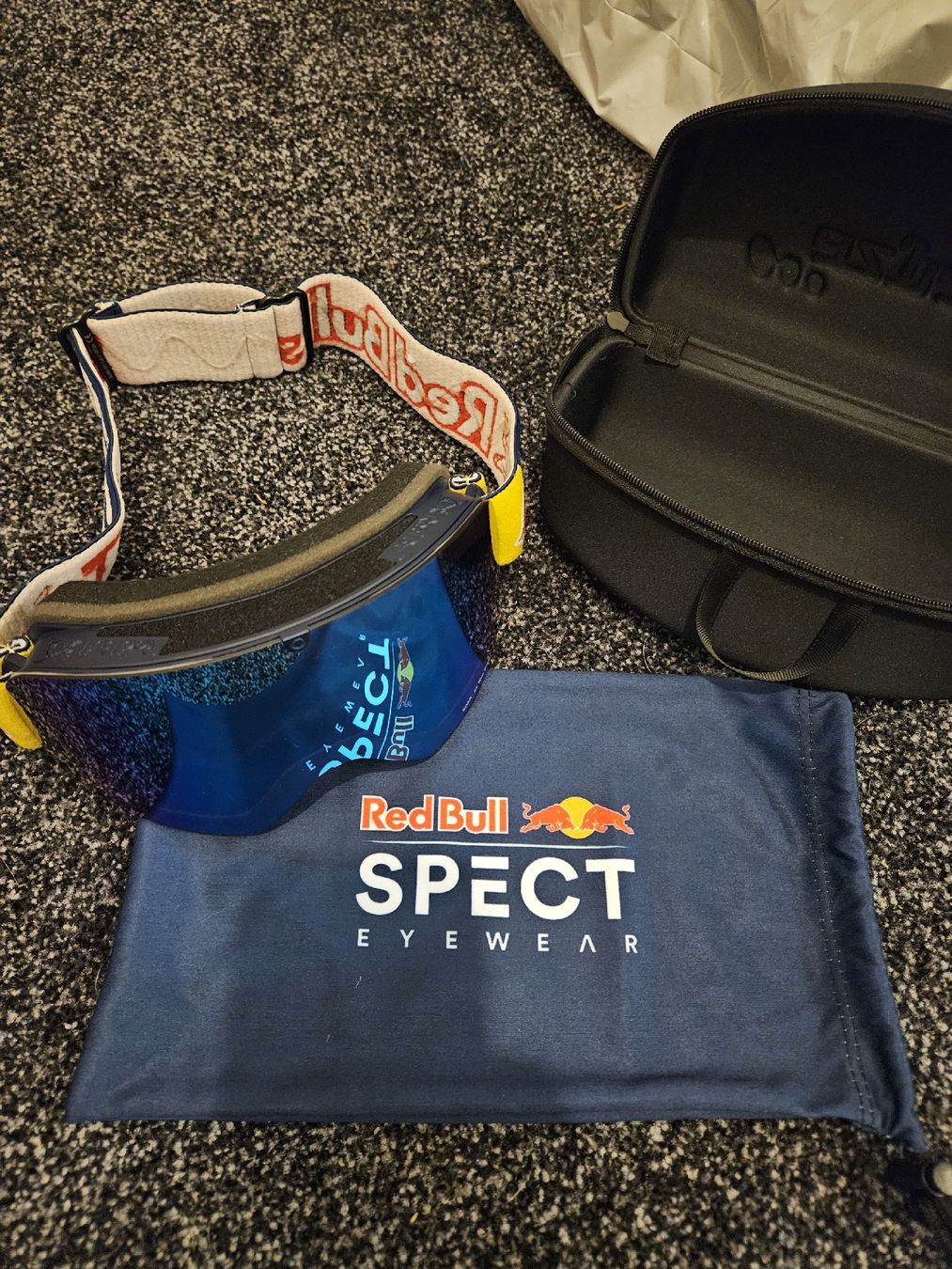 Red Bull Occhiali & Lenti: Skibrille RedBull Spect – Usato da Hergiswil NW venduto da m_ike86 1