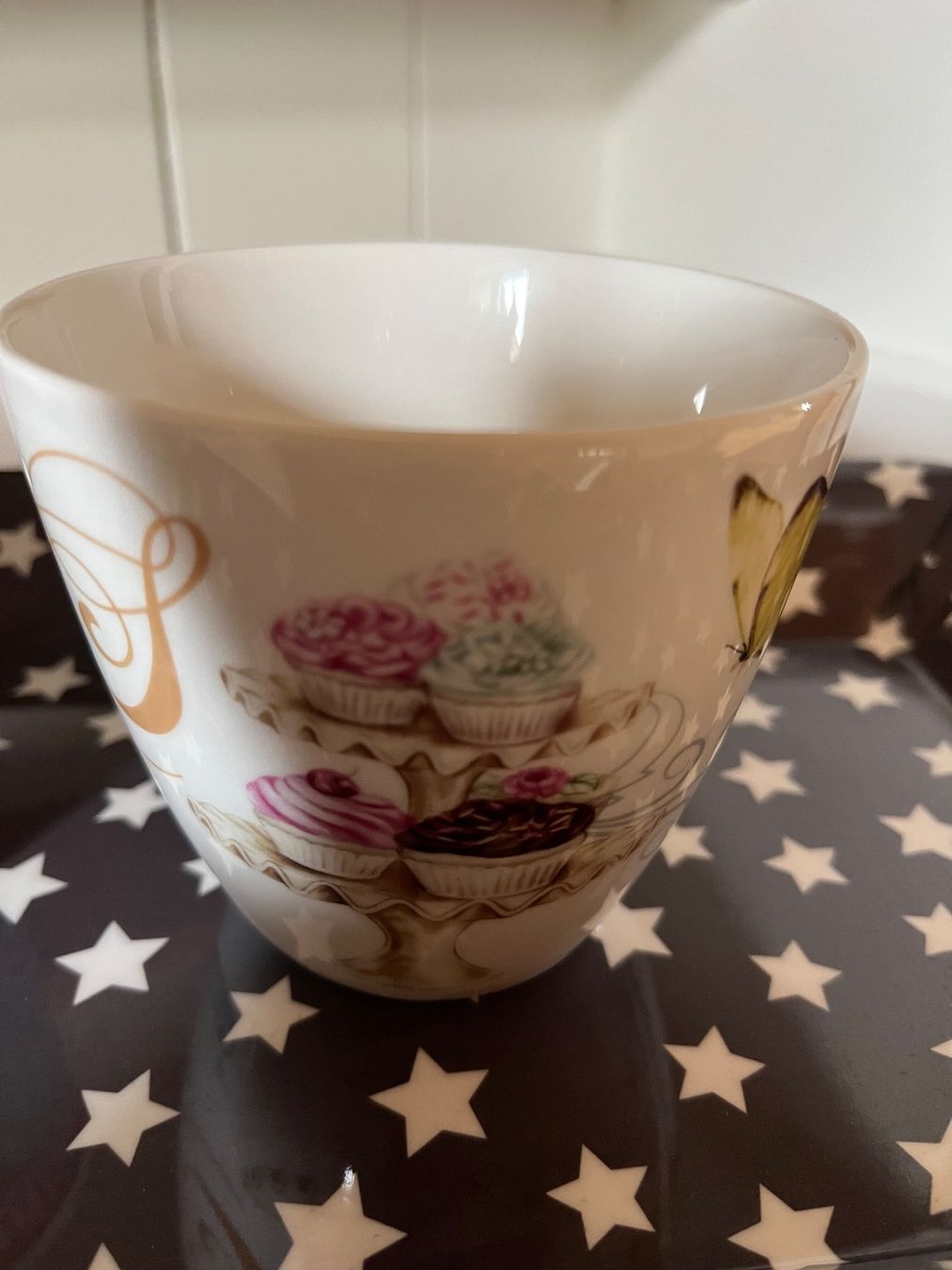 Migros Geschirrsets: Deko- Küchenset (Tasse/Dose/Tablet) – Gebraucht aus Niederuzwil von Mala 3