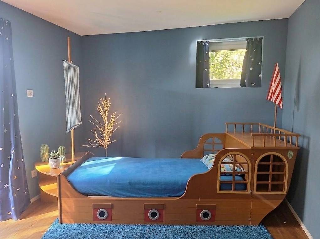 Letti: Kinderbett Schiffsbett Piratenschiffsbett Spielbett – Usato da Luzern venduto da peekaboobaby