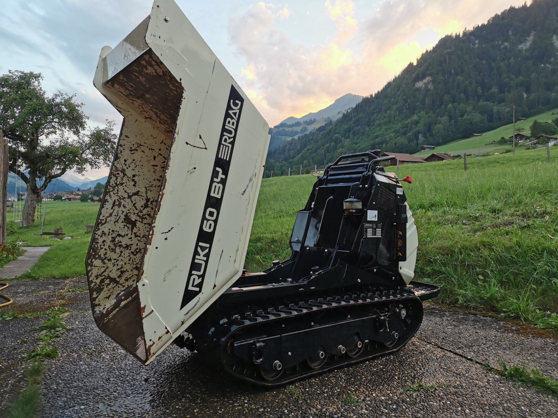 Tutte le macchine: Raupendumper Ruki  60DEVermietung – Usato da Frutigen venduto da cmaster02 1