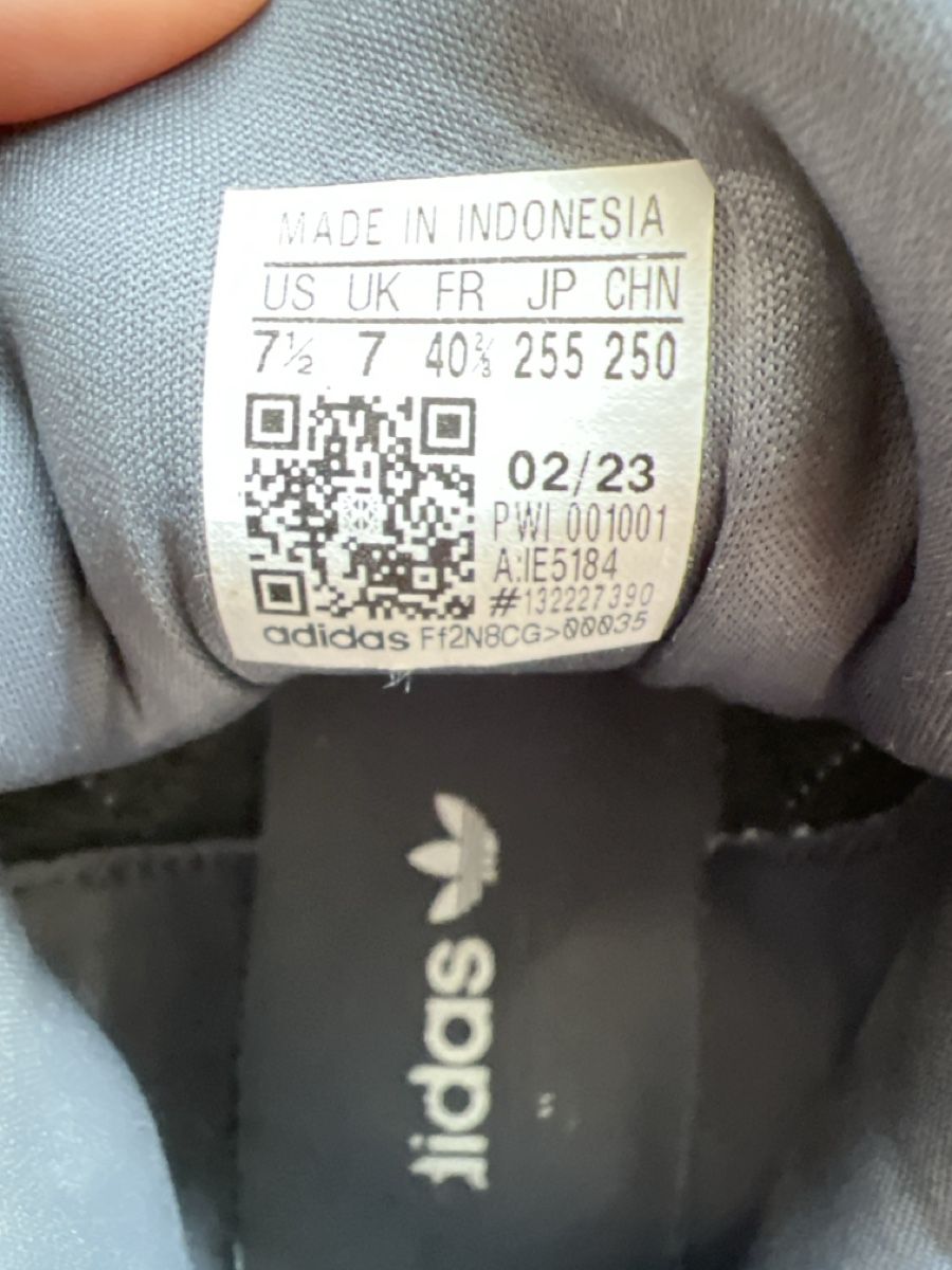 Adidas Scarpe da uomo: Adidas Sneaker, Grau-Weiss, Grösse 40 – Usato da Zürich venduto da Tibet75 2
