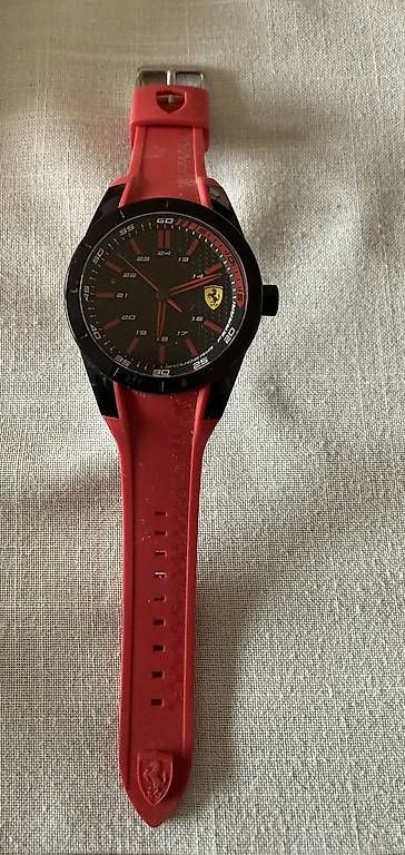Orologi: Montre Ferrari comme neuve  – Usato da Petit-Lancy venduto da geo_q6f7