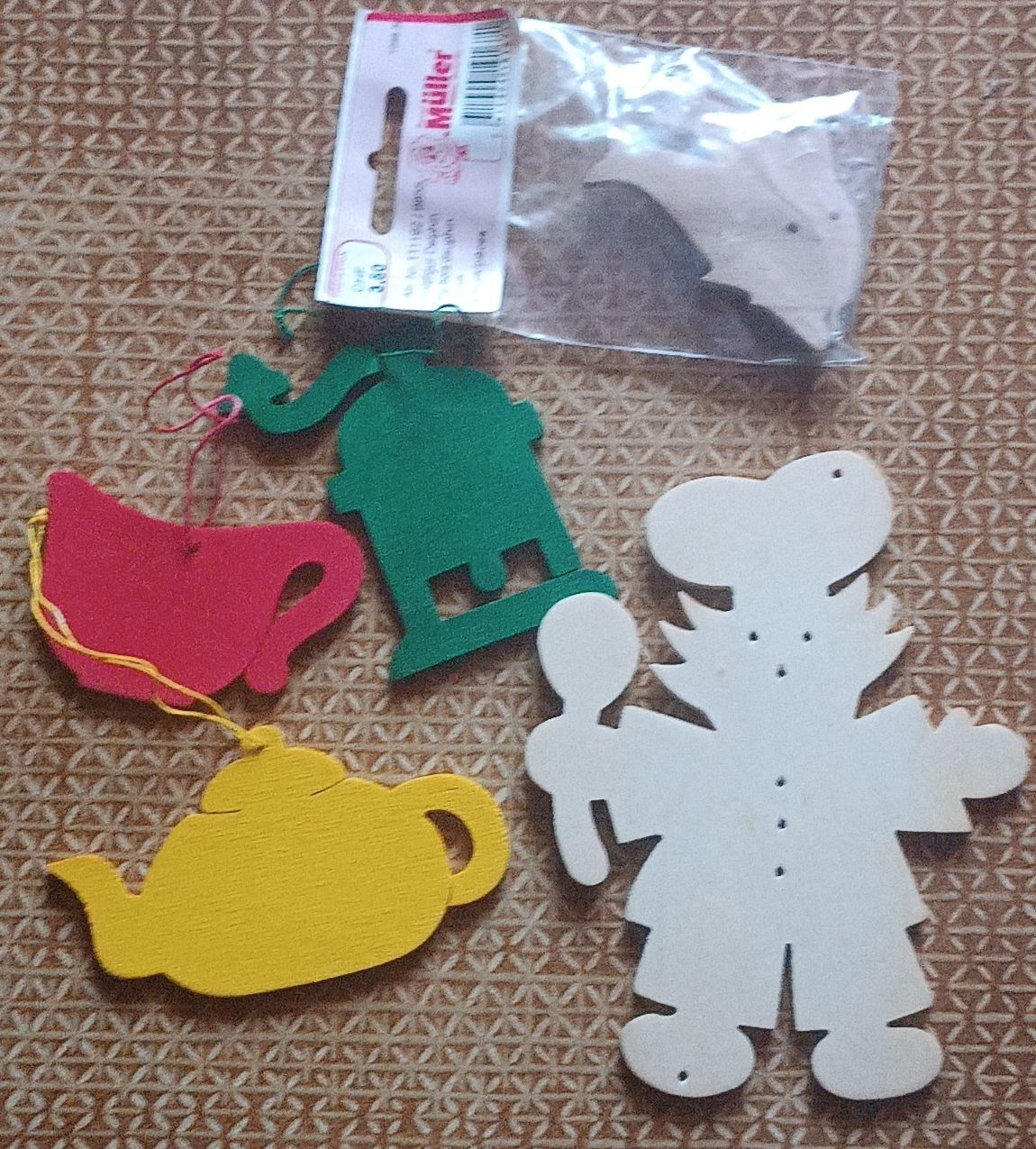 Alle Dekorationen: Décos cuisine et 2 dauphins – Neu und originalverpackt aus Cornaux NE von Mimi983
