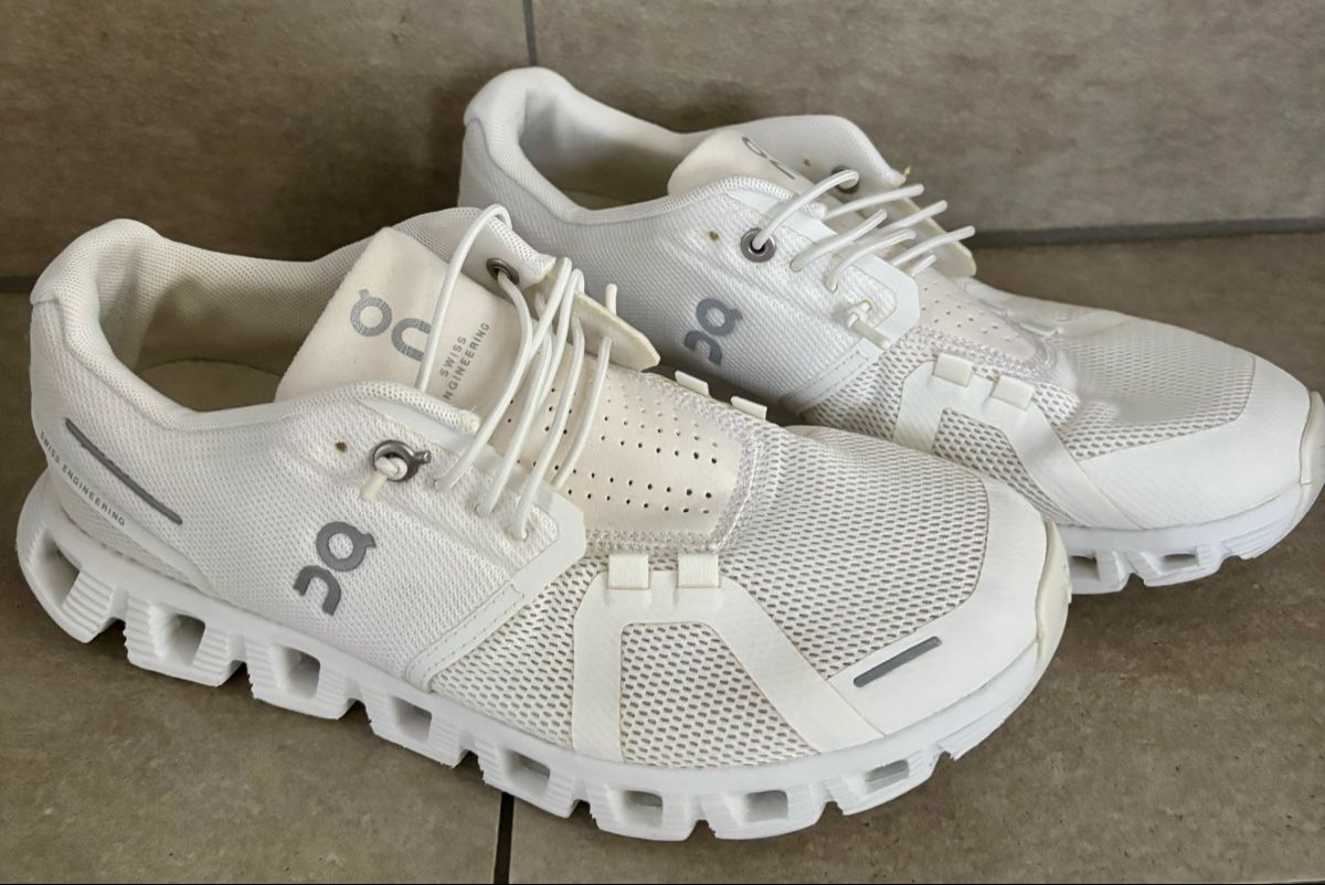 On Scarpe da donna: ON Cloud  Damen Sbeaker  Gr. 38,5 – Usato da Oberdorf SO venduto da misijael