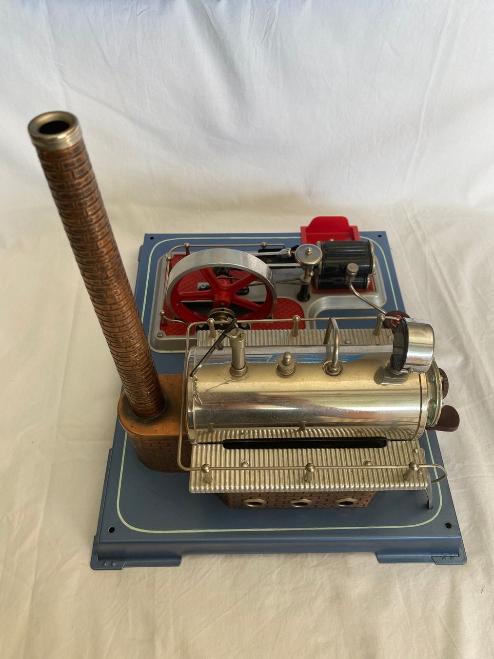 Wilesco Kit di modellismo & Modellini statici: Wilesco D20 Dampfmaschine mit Originalverpackung – Usato da Steinhausen venduto da Kruizer 1