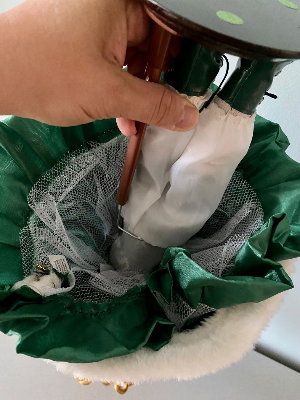 Bambole: Puppe im grünen Samtkleid mit Bärchen – Usato da Grenchen venduto da glamourlady 4