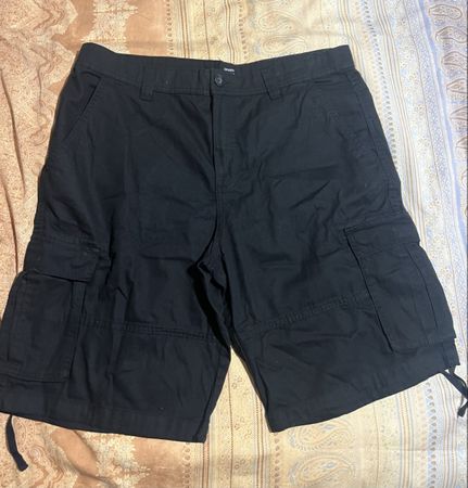 Terranova Cargo Shorts Schwarz – NEU mit Etikett Gr.50/XL