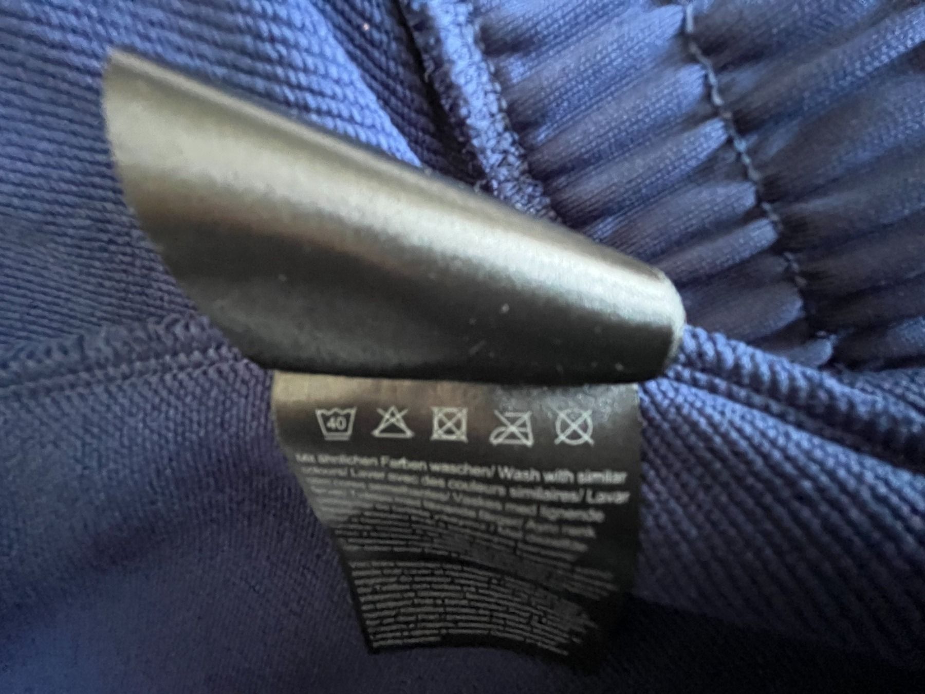 Giacche: Sportjacke - Trainerjacke Grösse L – Usato da Uetendorf venduto da Florabella01 5