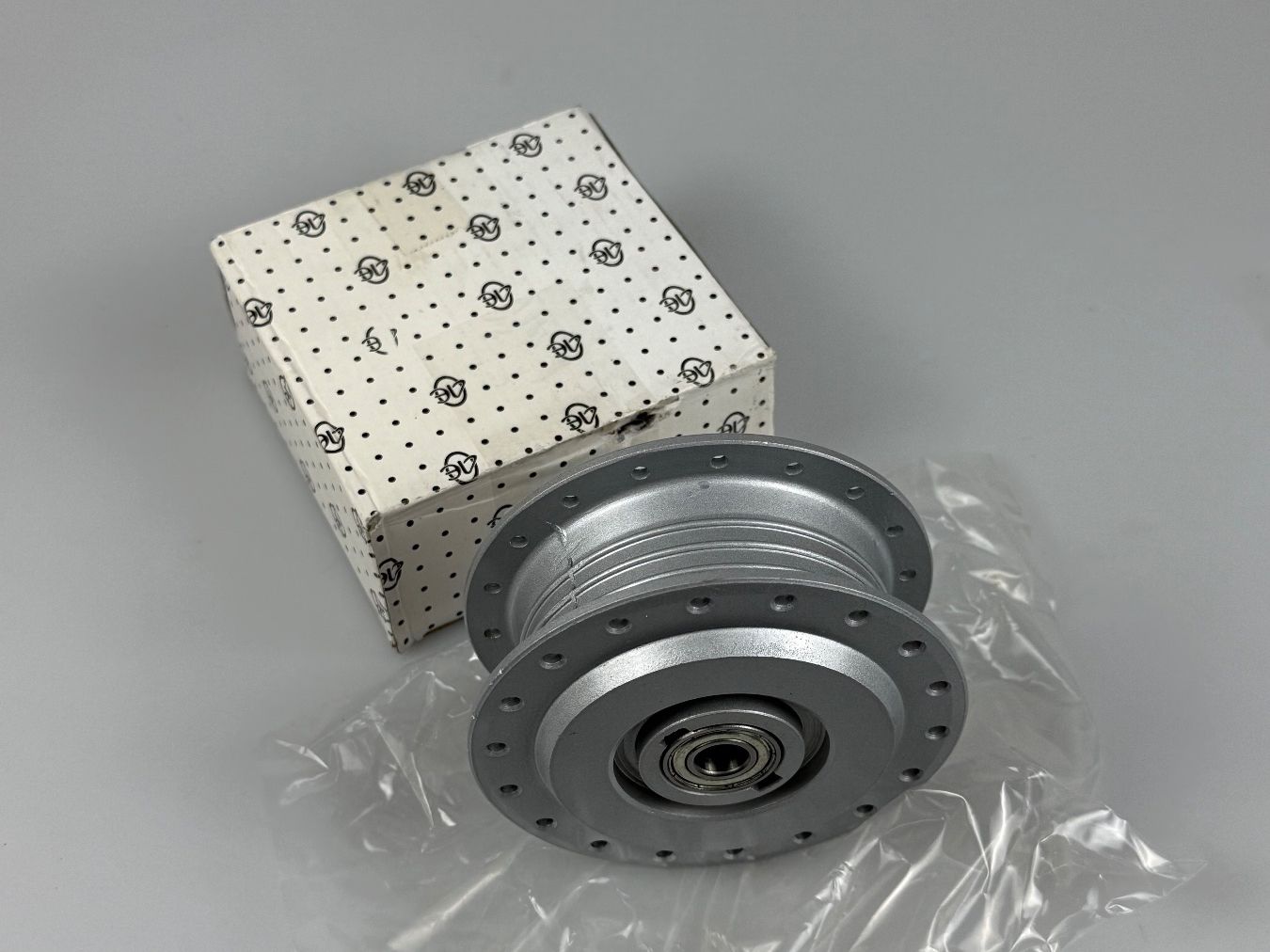 Puch Mofas: Speichennabe Puch vorne neu – Neu und originalverpackt aus Hallau von mofaplus 1