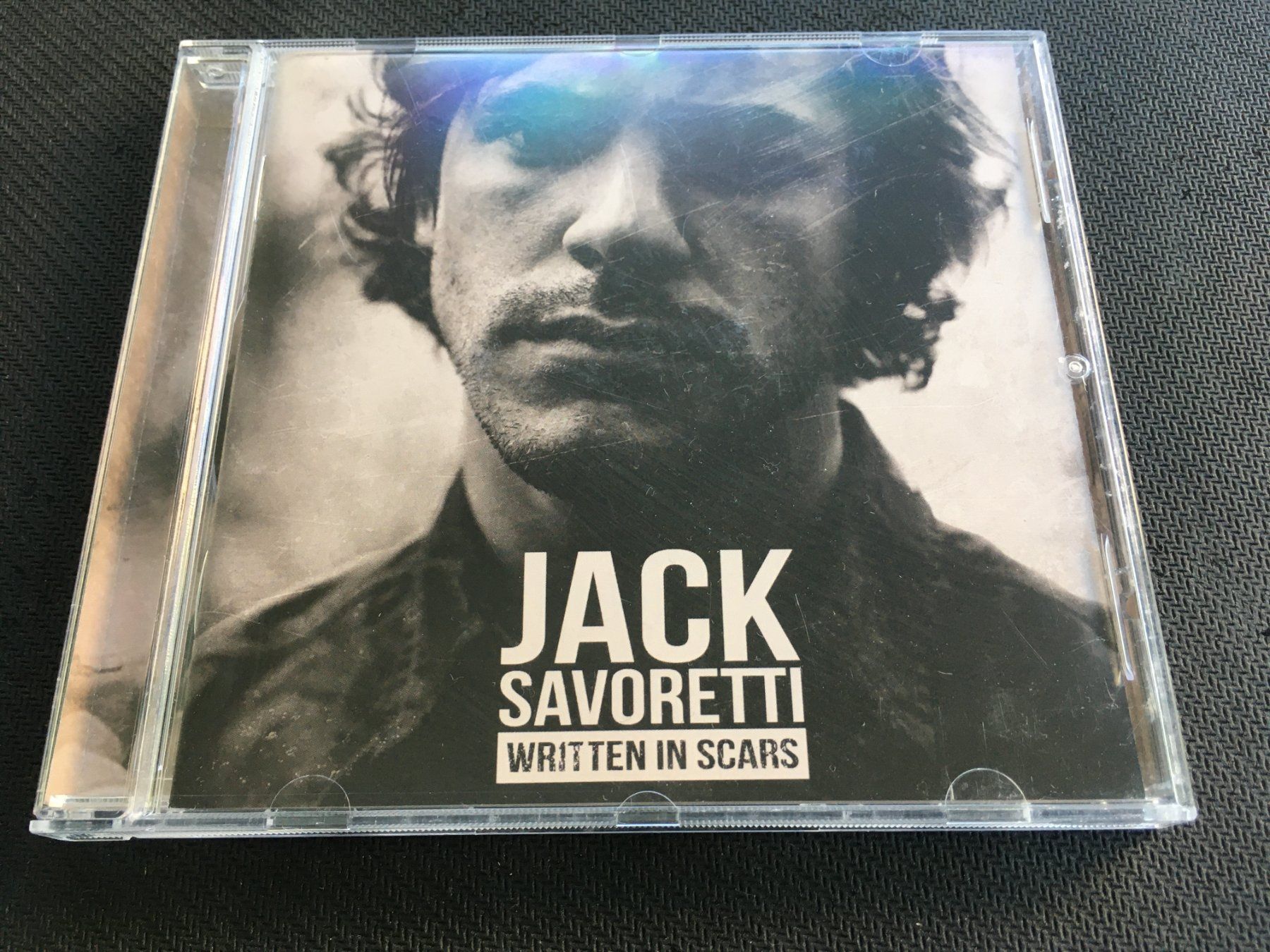 CD: Jack Savoretti - Written in Scars -CD- – Usato da St.Gallen venduto da MedienJoe