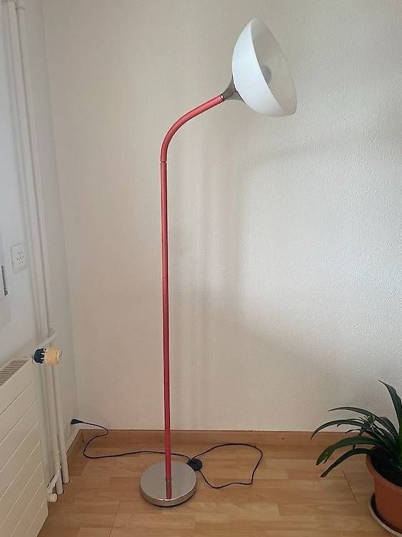 Lampes: Stehlampe biegbar – D'occasion à Rain par elv_w7vq