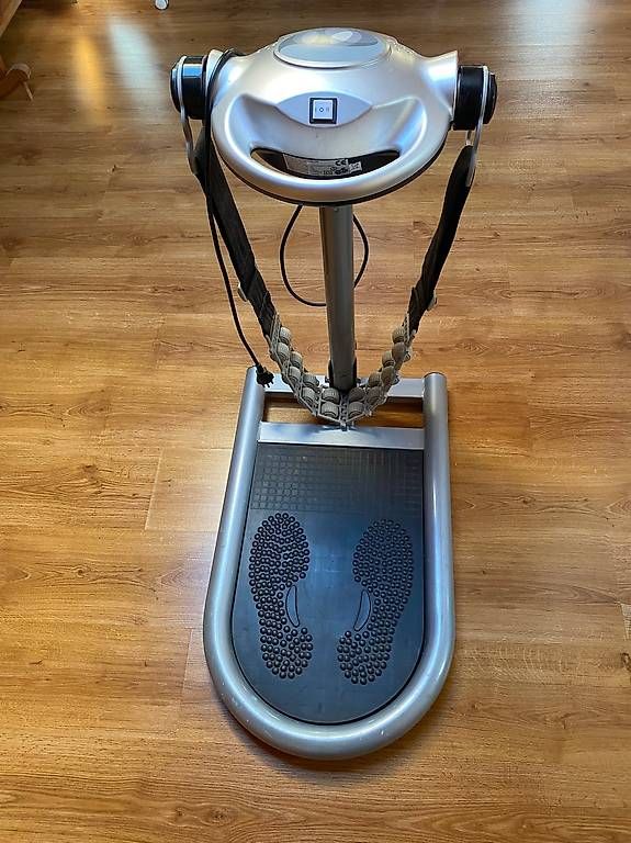 Dispositivi per massaggi: Vibromasseur corporel - plateforme vibrante – Usato da Genolier venduto da WalterBaumgartner