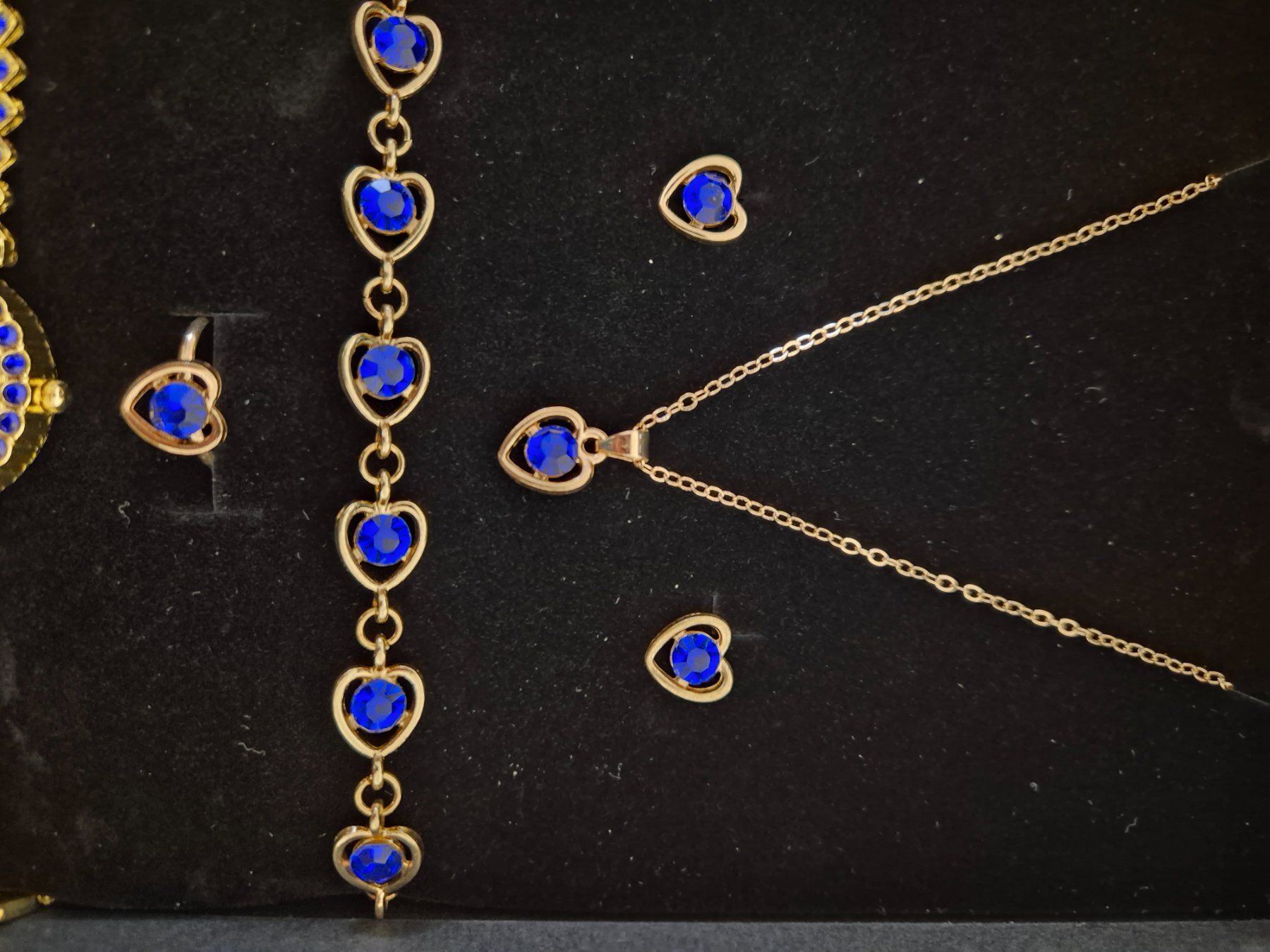 Orologi: Schmuckset mit Uhr – Nuovo e nell'imballaggio originale da Würenlos venduto da sul_cm8q 2