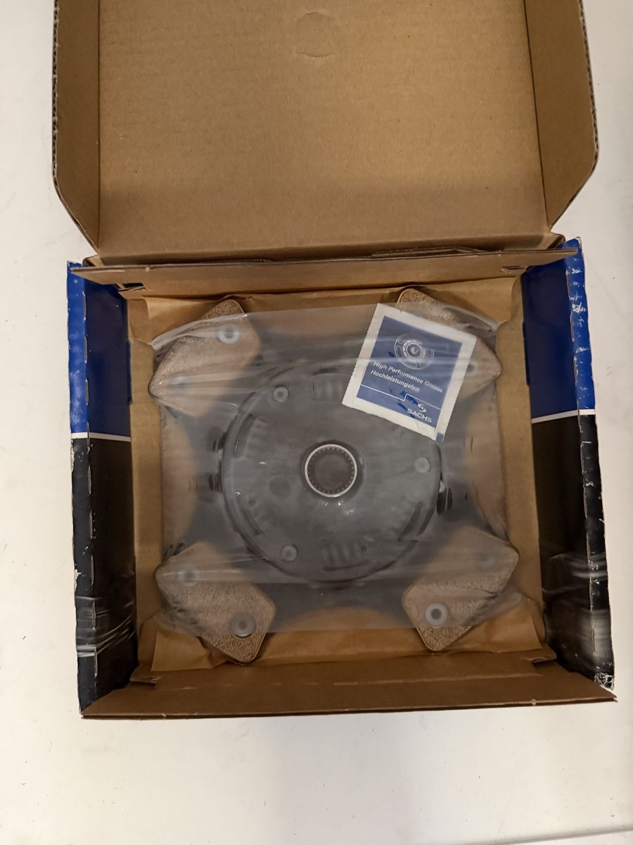 Sachs Toutes les pièces auto: Disque d'embrayage SACHS Performance Réf: 881861999758 – Neuf avec emballage d'origine à Roche VD par sel_56nf 1