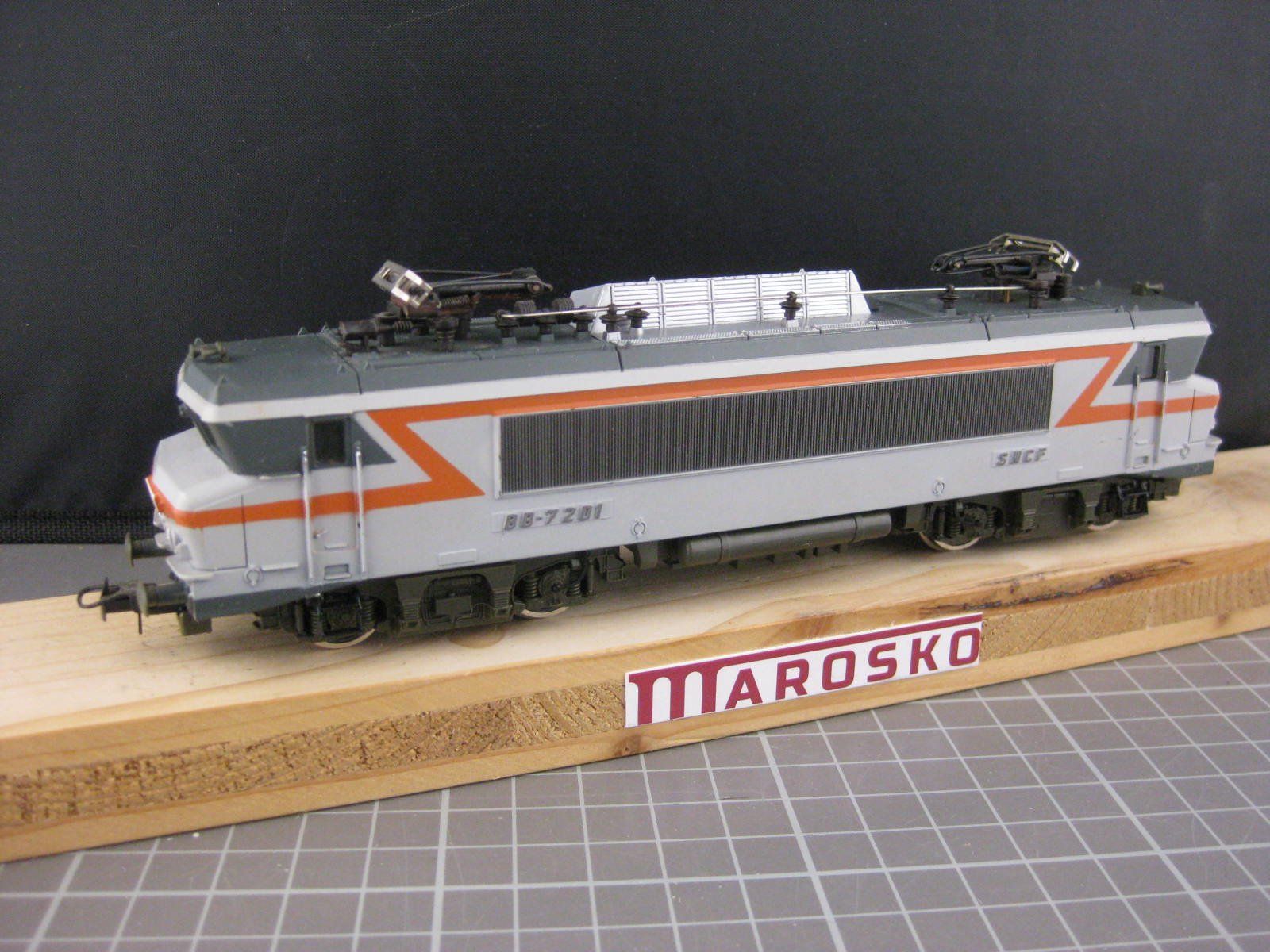 Roco Modellini di ferrovie: Roco 04199S SNCF BB7200, mit OVP, H0, DC – Usato da Malters venduto da Marosko