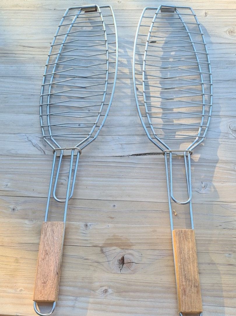 Elettrodomestici da cucina: BBQ-Fischwender – Usato da Wiler b. Seedorf venduto da hugi83