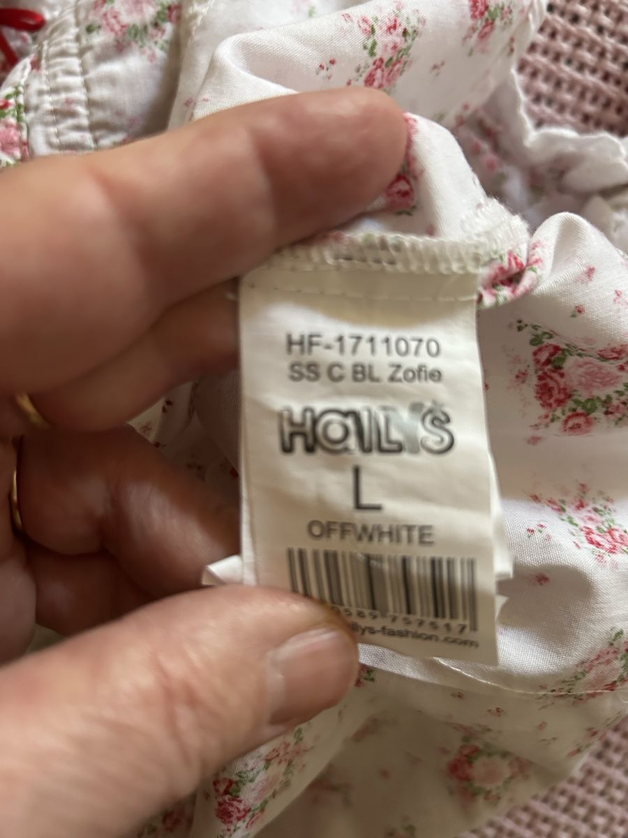 Blusen: Trachtenbluse mit Blumen – Gebraucht aus Winterthur von Sunshineandrain 4