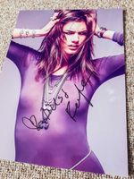 Ronja Furrer - Autogramm auf Foto
