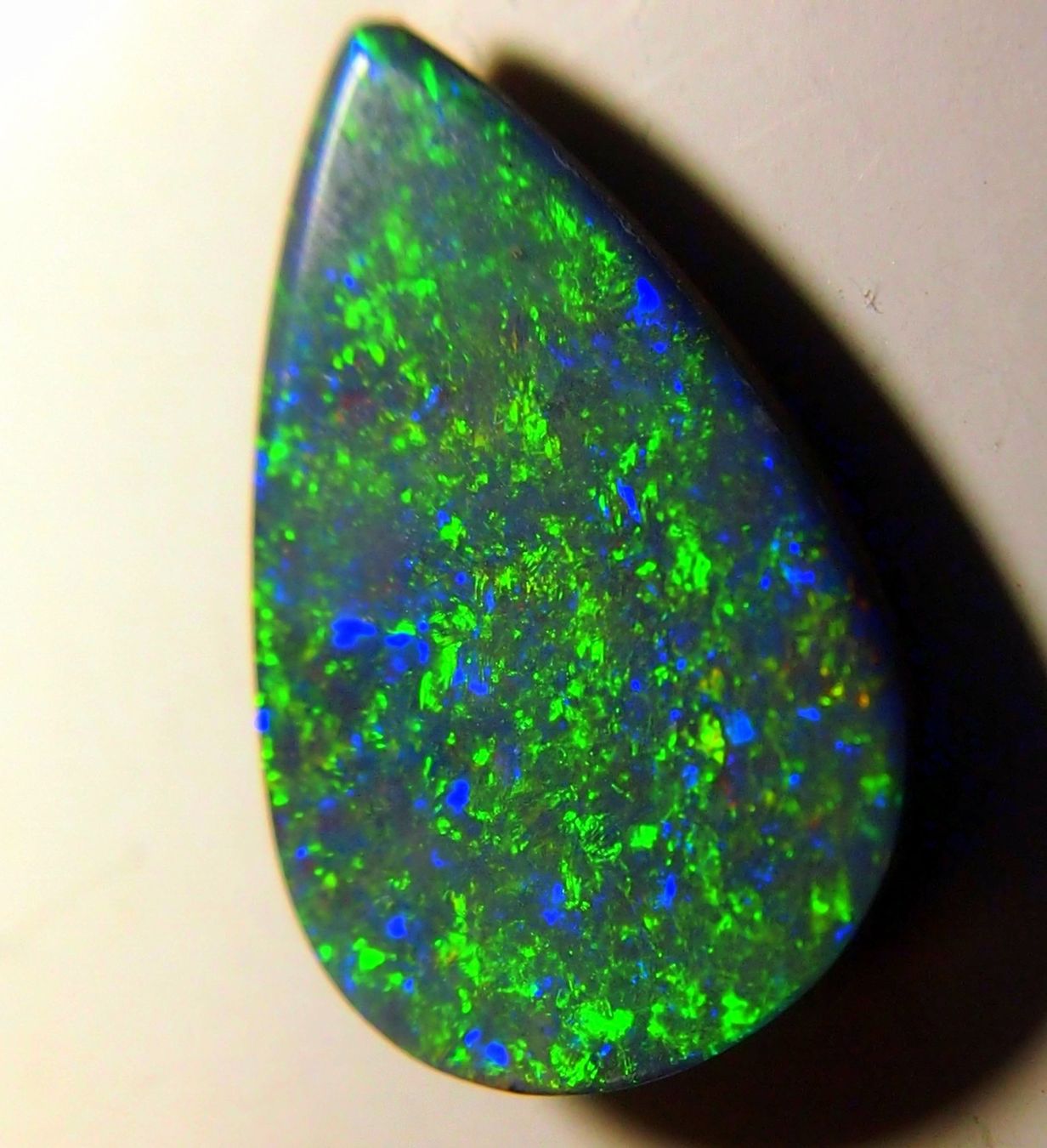 Pietre preziose: 5,94 CTS A GRADE STUNNING DOUPLETTE OPAL! AAA – Nuovo e nell'imballaggio originale da Reinach BL venduto da Marblue 5