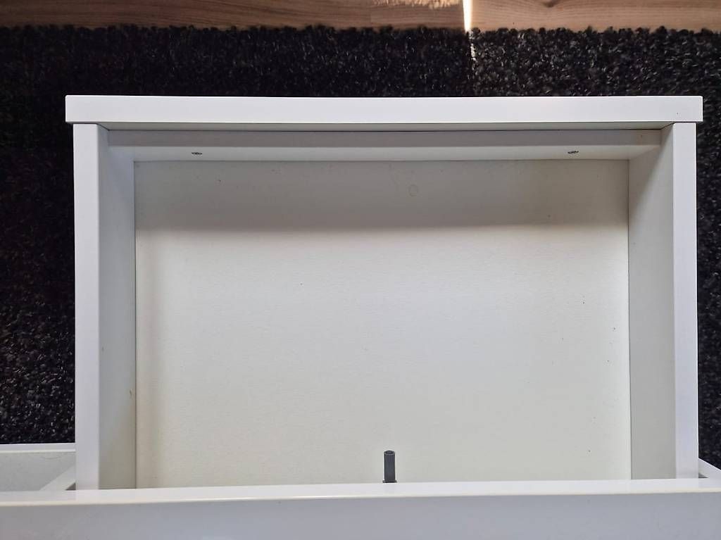 Tavoli: IKEA TOFTERYD white coffee table – Usato da Zürich venduto da sof_pz8l 3