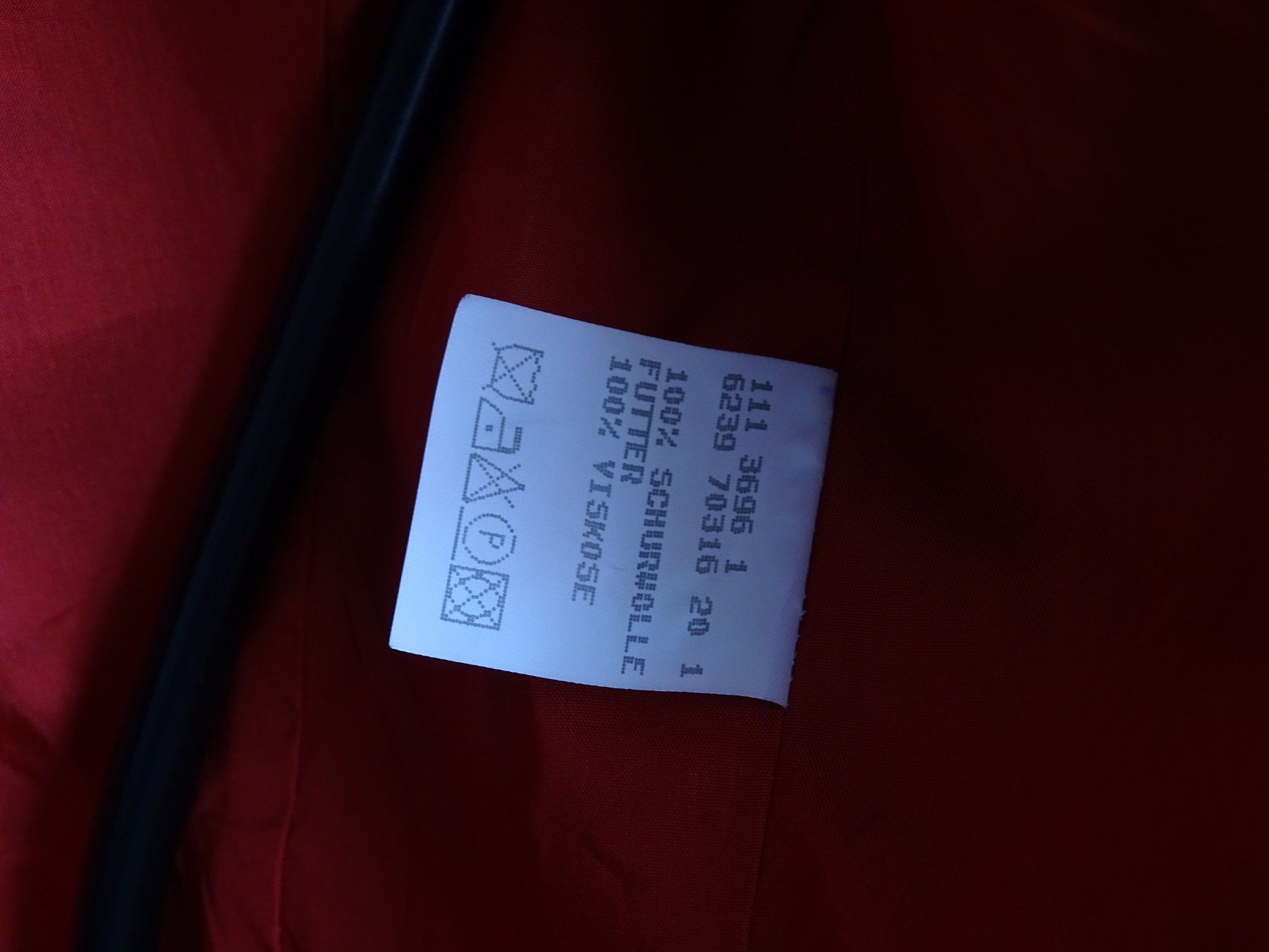 Giacche: Marc Aurel 100% Schurwolle rote Jacke Gr 38 – Usato da Solothurn venduto da hli_n69n 4