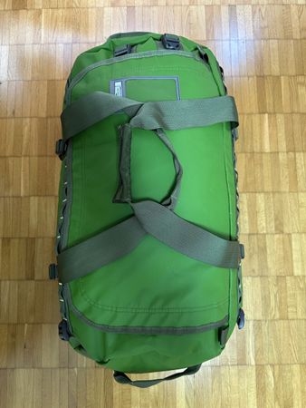 North Face duffel G M