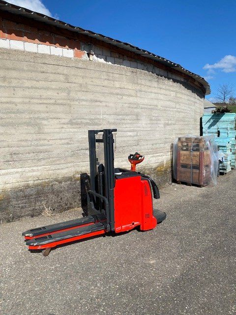 Linde Carrelli elevatori e a forche: Linde Deichselstapler/Ameise L12L – Usato da Laufen venduto da VERARMUS11 5
