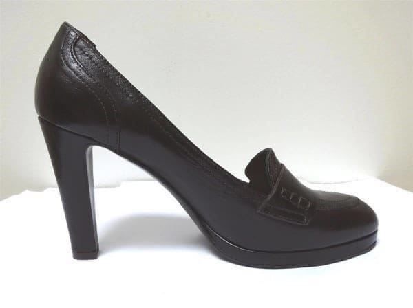 Scarpe da donna: Neue Leder Pumps - braun - Grösse 38 – Nuovo e nell'imballaggio originale da Zofingen venduto da Justizia_01