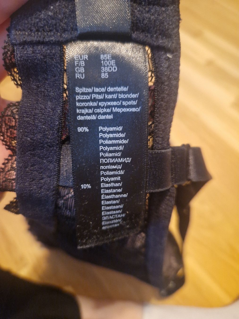 Altra biancheria intima: Schwarzer BH mit Spitze, Grösse 85E - Neu, Bonprix – Nuovo (secondo la descrizione) da Buttwil venduto da SabrinaA03 1